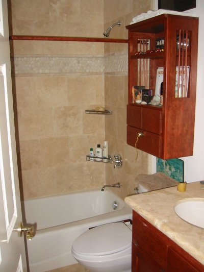 Guest Bathroom at Mikie's Fun House #4.5