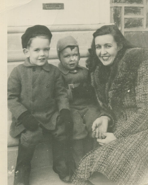 Bud, Mike and Mom